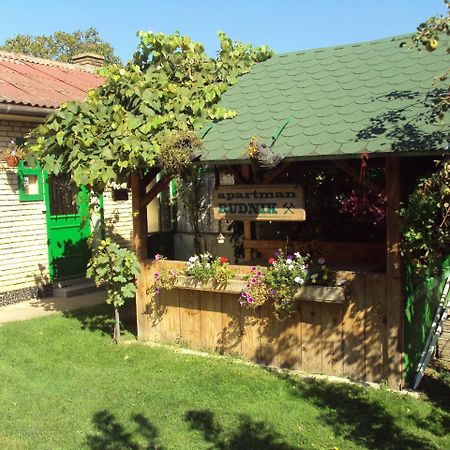 Apartman Rudnik Връдник Екстериор снимка